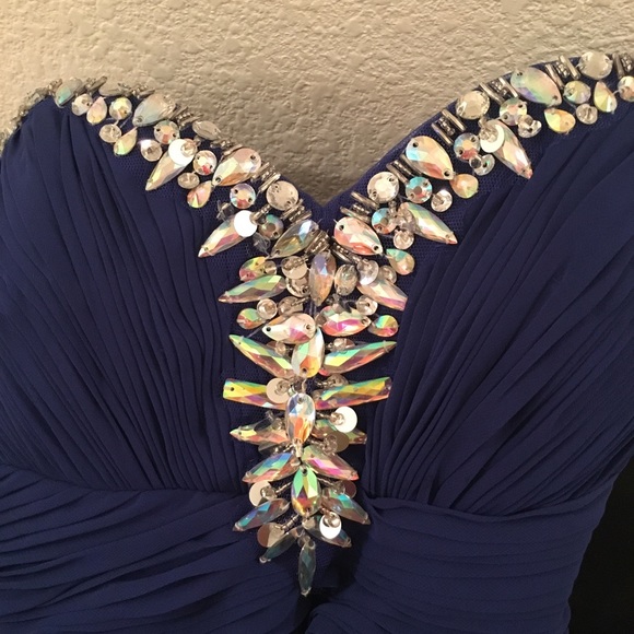 Juniors Small Formal dress - Picture 2 of 5